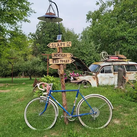 Southfork Farma Všetice Farma *
